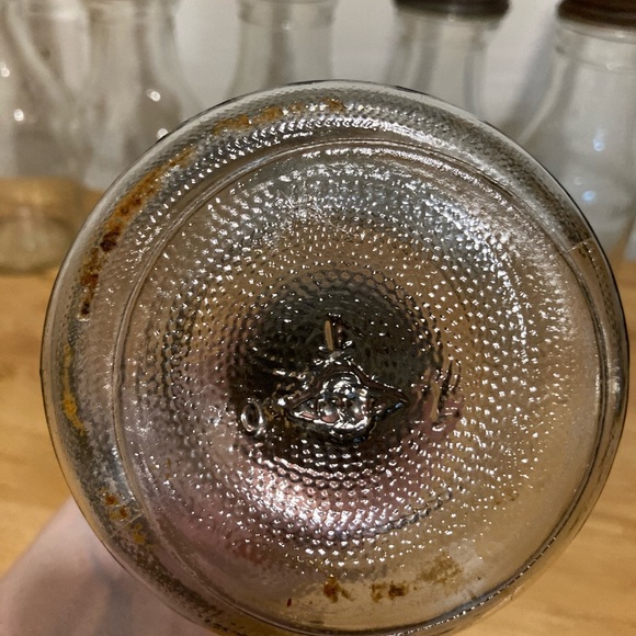 Sold! Vintage Motor Oil Glass Jars with Caddy - Picture 11 of 17